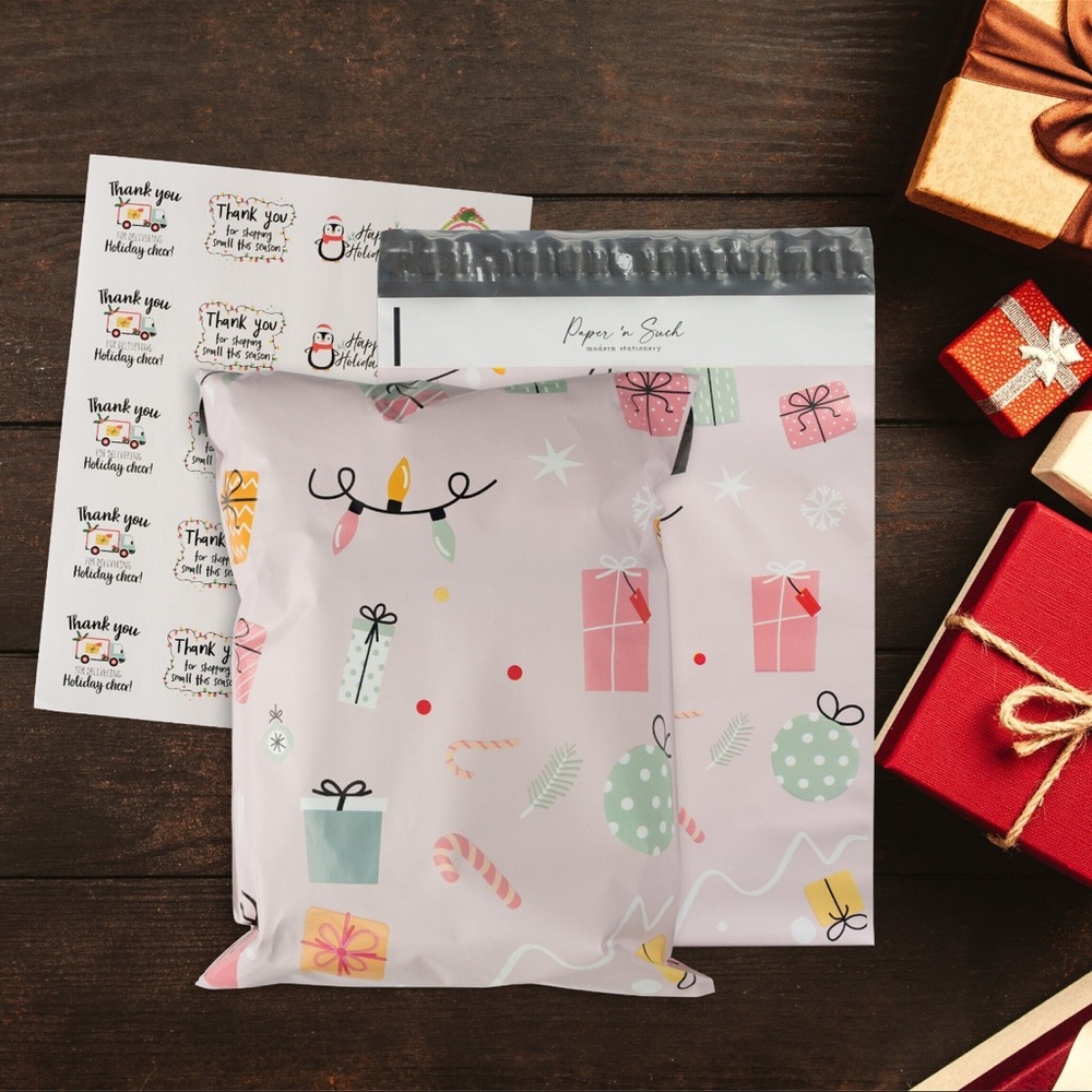 20 Holiday Poly Mailers 10” x 13” with 20 Stickers